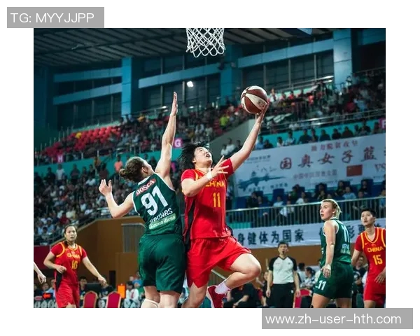 中国女篮迎战立陶宛全力争胜展现实力与团队精神