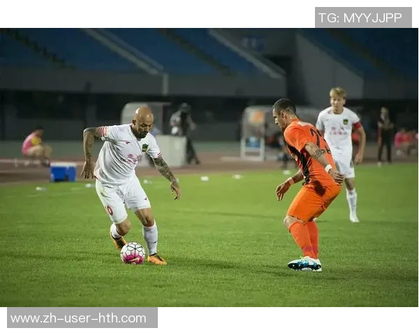 广州富力迎战贵州智诚期待精彩对决两队争夺三分展现足球魅力与激情 广州富力迎战贵州智诚期待精彩对决两队争夺三分展现足球魅力与激情